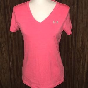 Under armour short sleeve, loose fit, heat gear